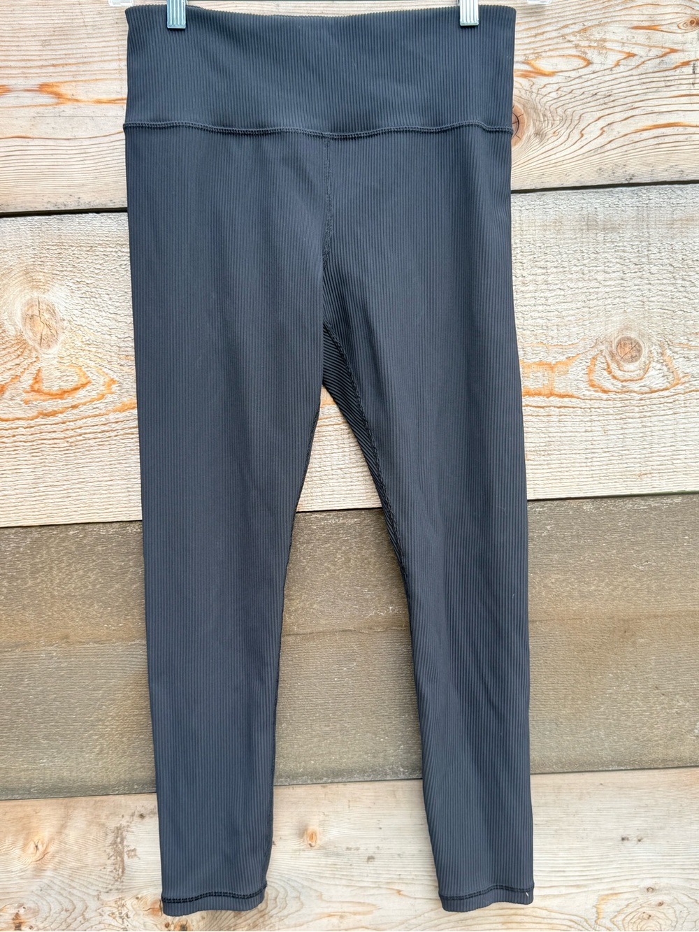 Athleta Women’s Ribbed Pure Black Leggings Size Large, perfect condition